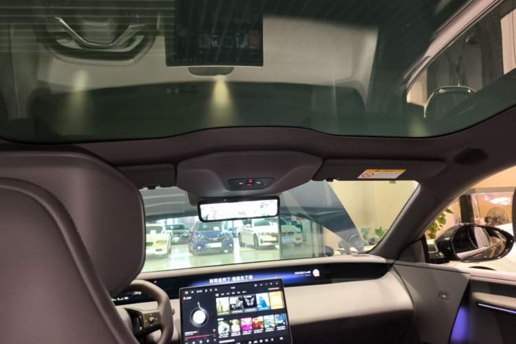 Used Avatr 06 2025 Pro All-Electric Version Headliner