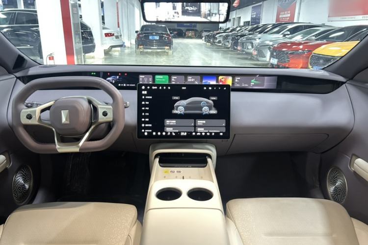 Used Avatr 06 2025 Pro Range-Extended Edition Interior 2