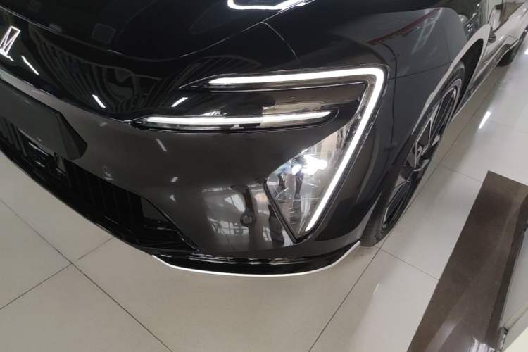 Used Avatr 06 2025 Max All-Electric Version Left Front Headlight