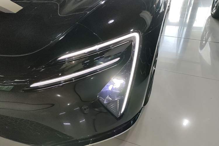 Used Avatr 06 2025 Pro Range-Extended Edition Left Front Headlight