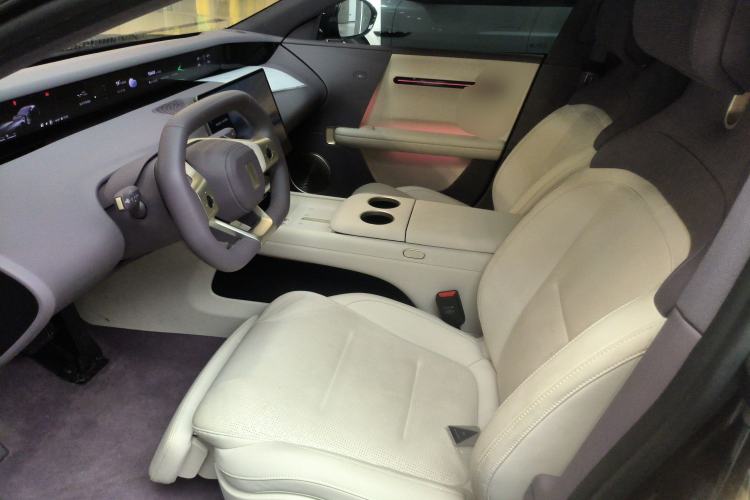 Used Avatr 06 2025 Max Extended-Range Edition Left Front Seat