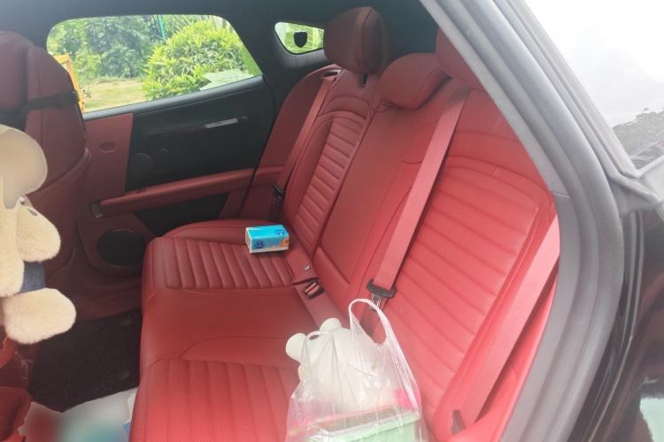 Used Avatr 06 2025 Max Extended-Range Edition Left Rear Seat