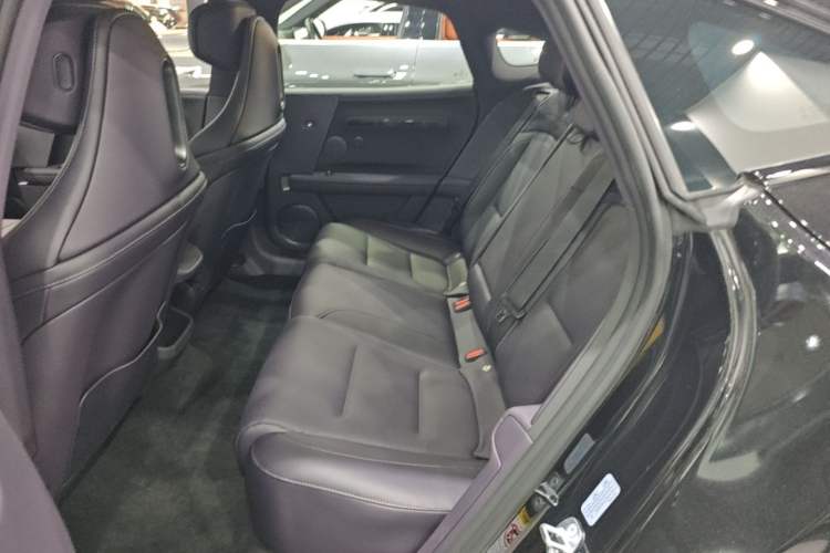Used Avatr 06 2025 Max Extended-Range Edition Left Rear Seat