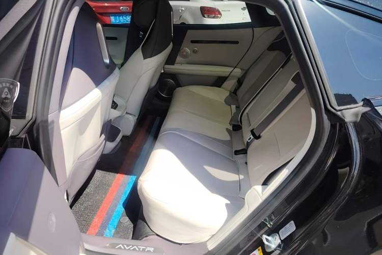 Used Avatr 06 2025 Max All-Electric Version Left Rear Seat
