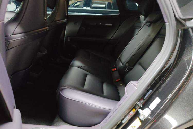 Used Avatr 06 2025 Max All-Electric Version Left Rear Seat