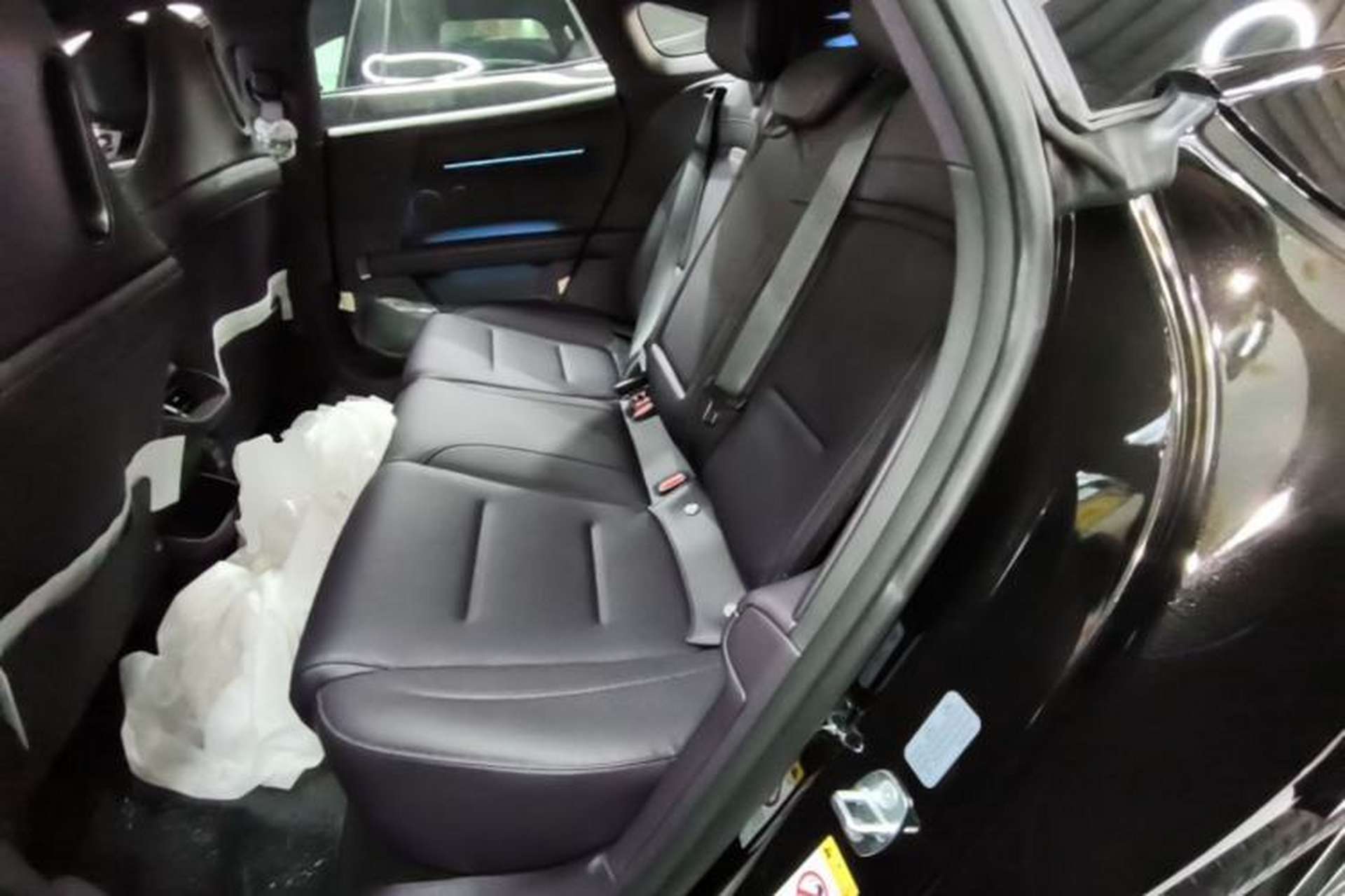 Used Avatr 06  Left Rear Seat