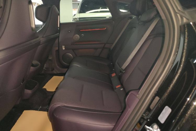Used Avatr 06 2025 Ultra Pure Electric Edition Left Rear Seat