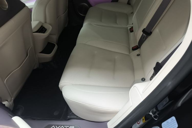 Used Avatr 06 2025 Pro All-Electric Version Left Rear Seat