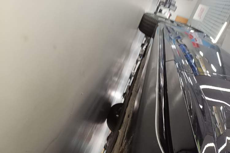 Used Avatr 06 2025 Max Extended-Range Edition Left Side Sill