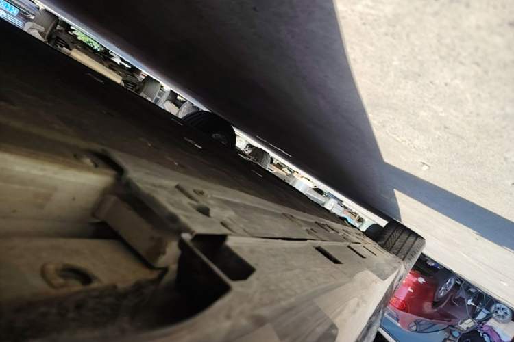 Used Avatr 06 2025 Max All-Electric Version Left Side Sill
