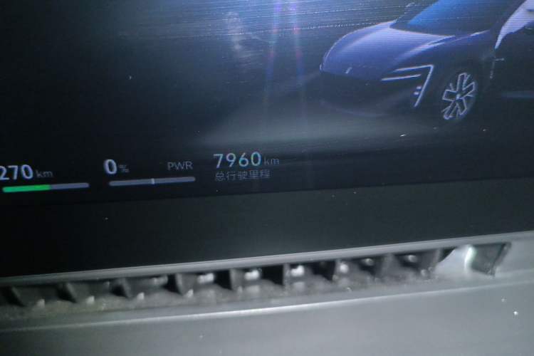 Used Avatr 06 2025 Max All-Electric Version Odometer Close Up