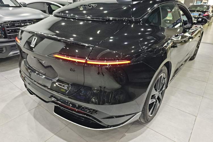 Used Avatr 06 2025 Max Extended-Range Edition Rear Right 45 Deg
