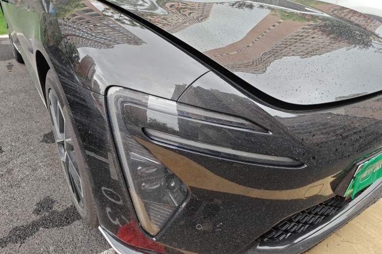 Used Avatr 06 2025 Max Extended-Range Edition Right Front Headlight