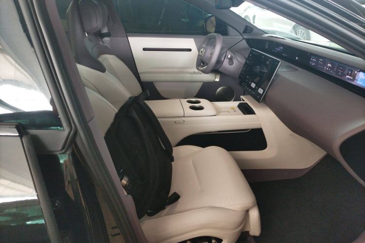 Used Avatr 06 2025 Pro All-Electric Version Right Front Seat