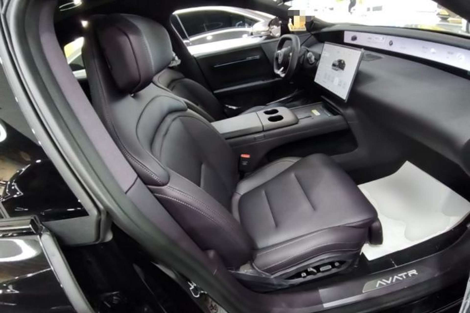 Used Avatr 06  Right Front Seat