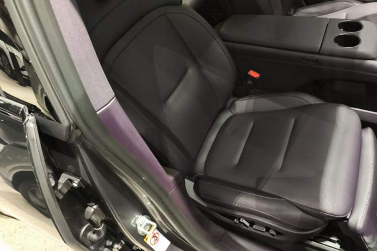 Used Avatr 06 2025 Pro All-Electric Version Right Front Seat