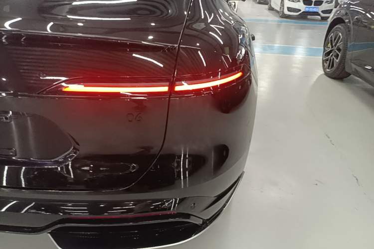 Used Avatr 06 2025 Max Extended-Range Edition Right Rear Taillight