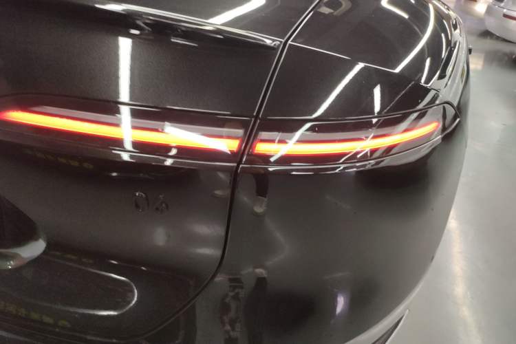 Used Avatr 06 2025 Ultra Pure Electric Edition Right Rear Taillight