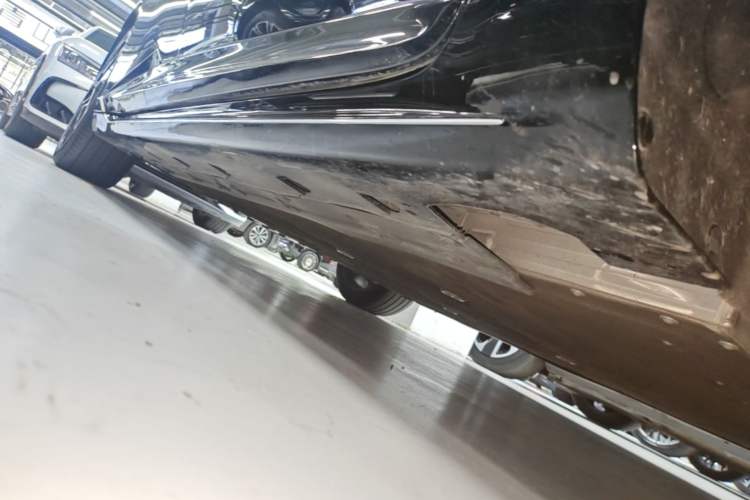Used Avatr 06 2025 Pro All-Electric Version Right Side Sill