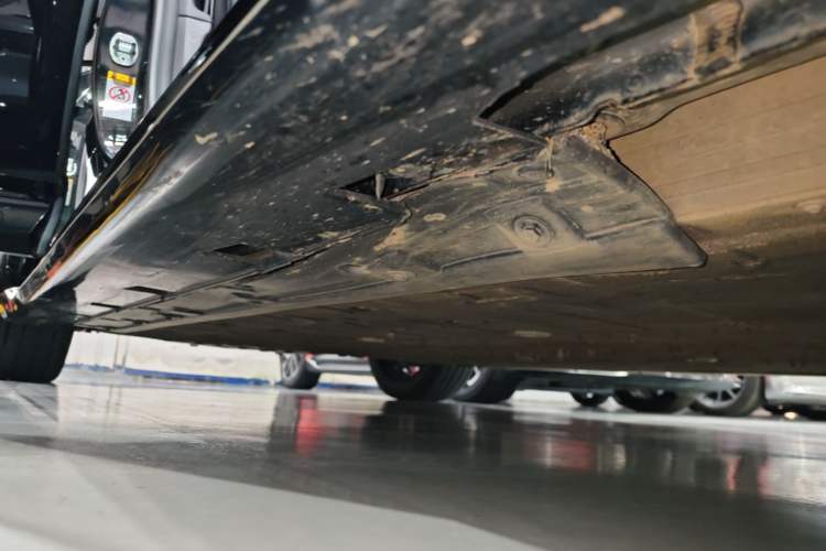 Used Avatr 06 2025 Pro All-Electric Version Right Side Sill
