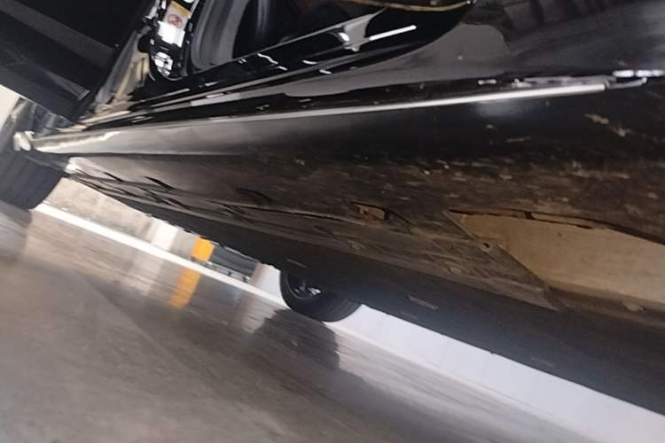 Used Avatr 06  Right Side Sill