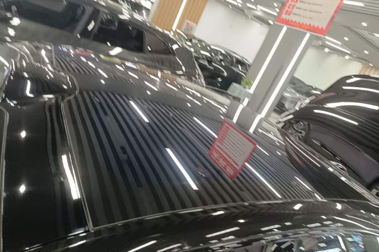 Used Avatr 06 2025 Max Extended-Range Edition Roof