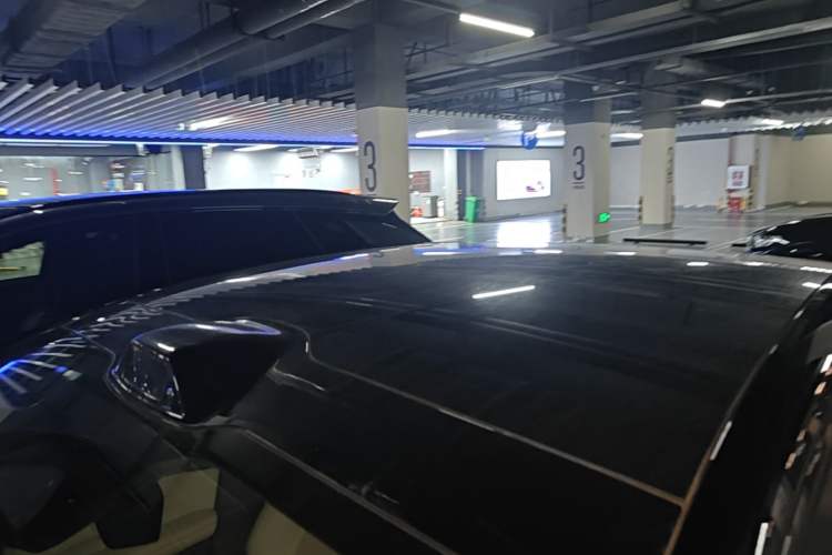 Used Avatr 06 2025 Max Extended-Range Edition Roof