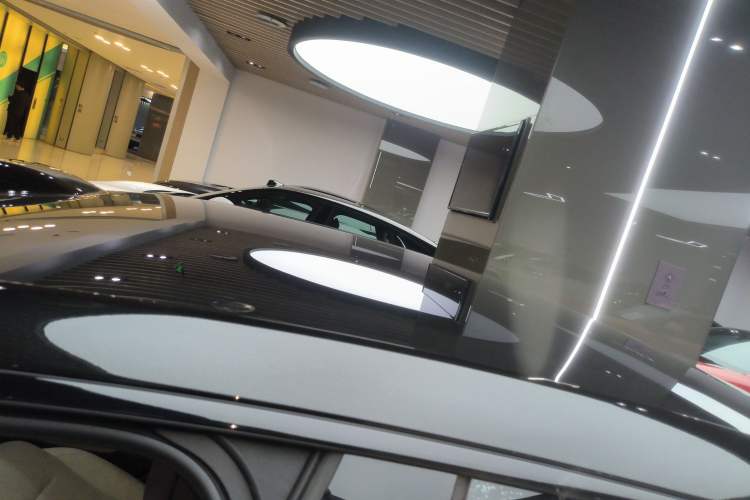 Used Avatr 06 2025 Max Extended-Range Edition Roof