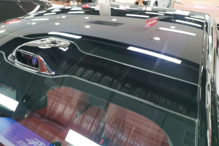 Used Avatr 06 2025 Ultra Pure Electric Edition Roof