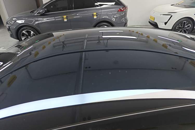 Used Avatr 06 2025 Max Extended-Range Edition Roof