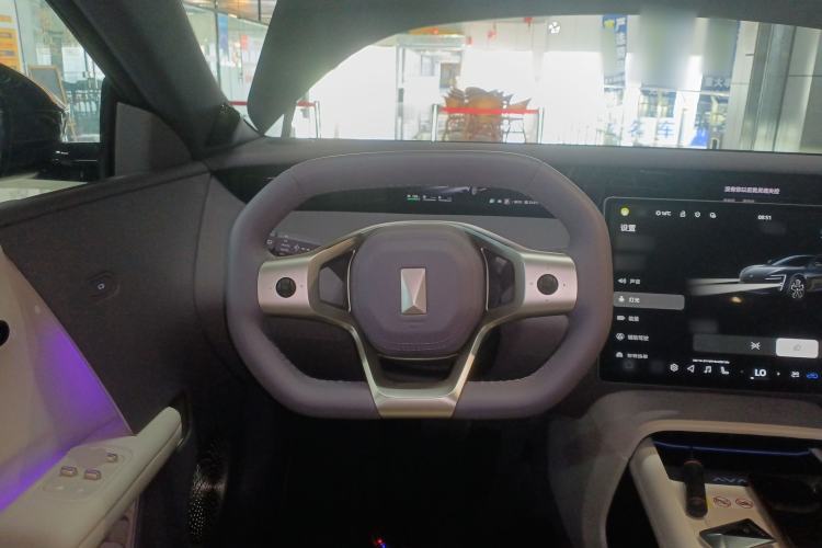 Used Avatr 06 2025 Pro Range-Extended Edition Steering Wheel