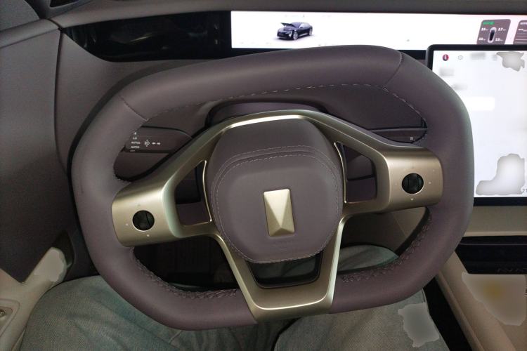 Used Avatr 06 2025 Pro All-Electric Version Steering Wheel