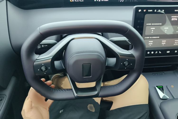 Used Avatr 06 2025 Max Extended-Range Edition Steering Wheel