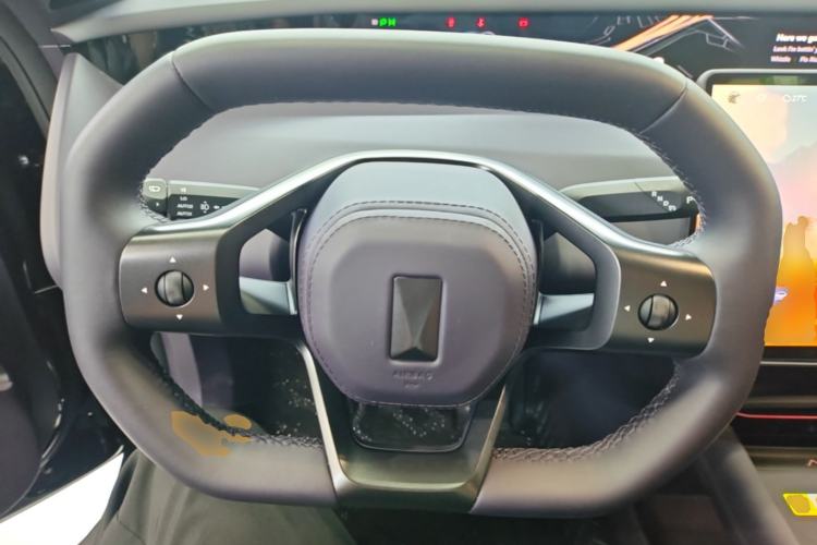 Used Avatr 06 2025 Pro All-Electric Version Steering Wheel