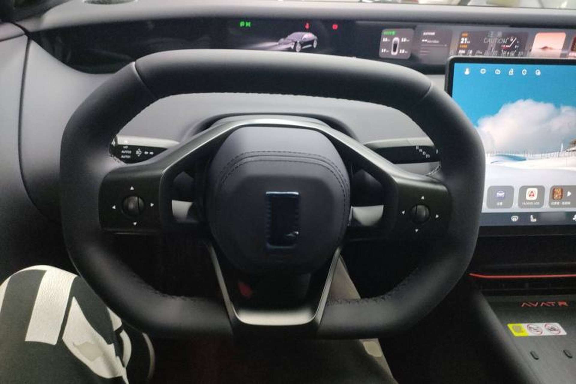 Used Avatr 06 2025 Ultra Pure Electric Edition Steering Wheel