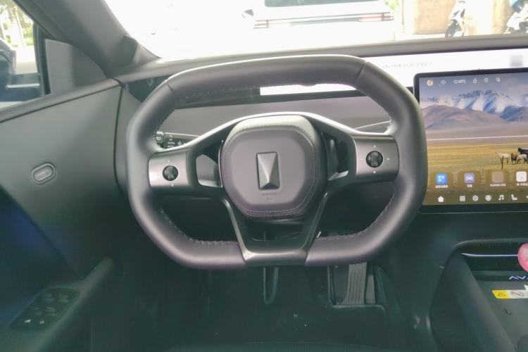 Used Avatr 06 2025 Pro All-Electric Version Steering Wheel