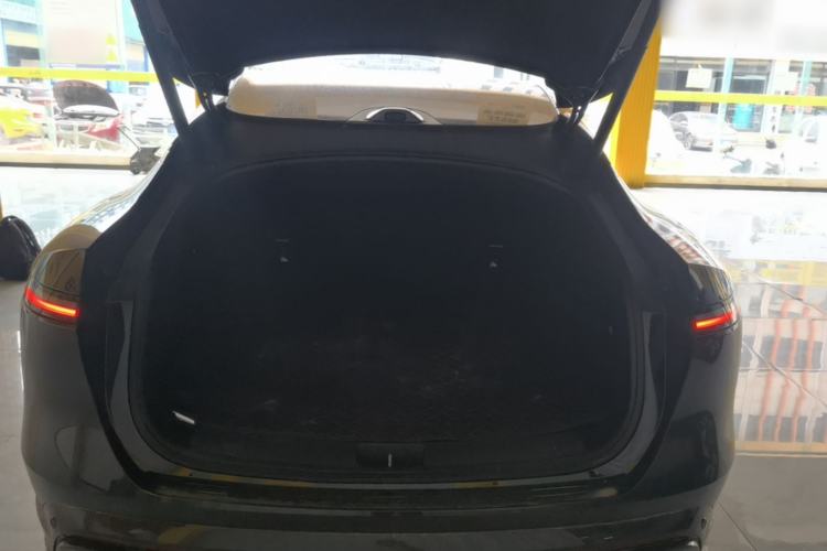 Used Avatr 06 2025 Pro Range-Extended Edition Trunk