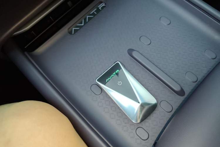 Used Avatr 06 2025 Max Extended-Range Edition Vehicle Key
