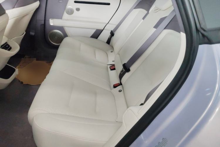 Used Avatr 06 2025 Pro Range-Extended Edition Left Rear Seat