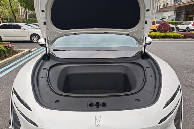 Used Avatr 06 2025 Max All-Electric Version Engine Bay