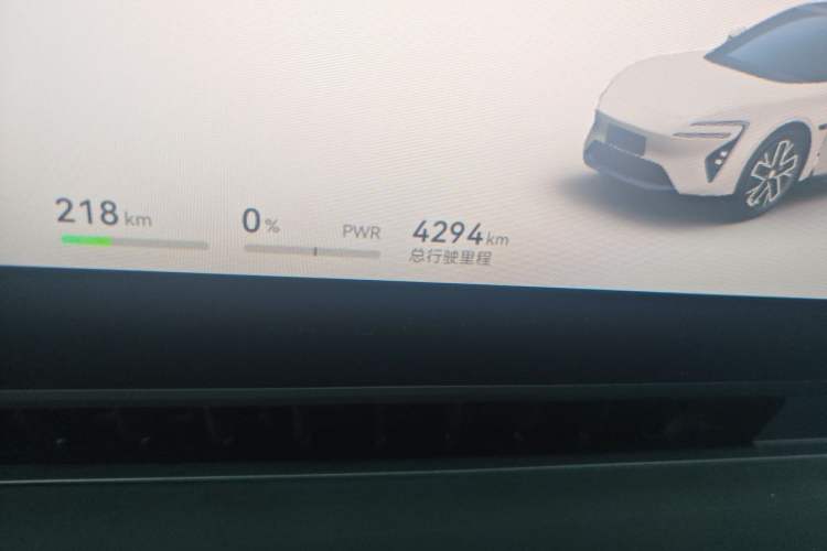 Used Avatr 06 2025 Max All-Electric Version Odometer Close Up