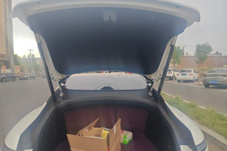 Used Avatr 06 2025 Max All-Electric Version Trunk