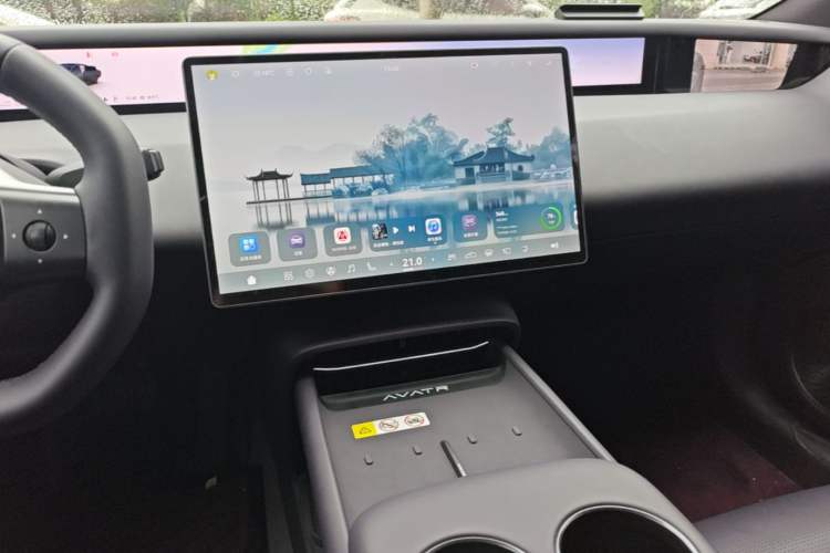 Used Avatr 06 2025 Ultra Pure Electric Edition Audio And AC Panel