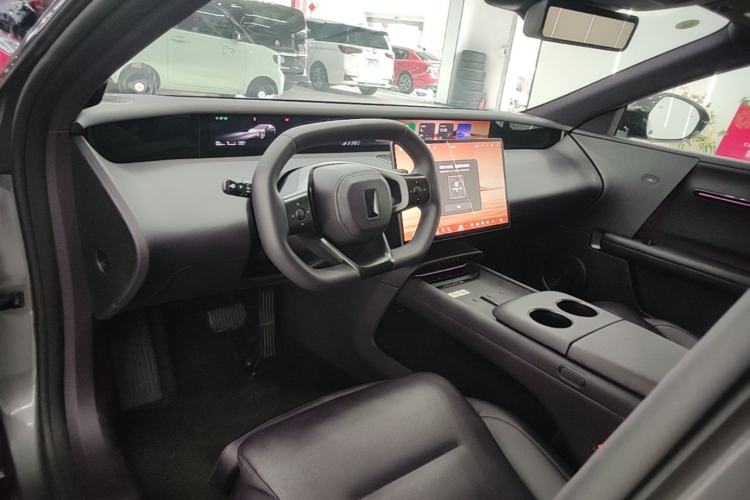 Used Avatr 06 2025 Ultra Pure Electric Edition Center Console