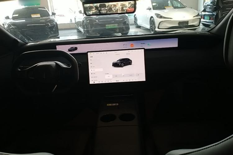 Used Avatr 06 2025 Ultra Pure Electric Edition Center Console