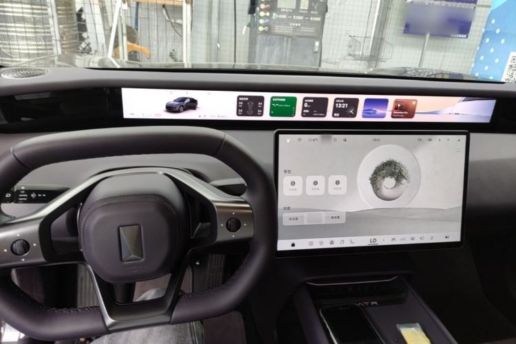 Used Avatr 06 2025 Ultra Pure Electric Edition Center Console