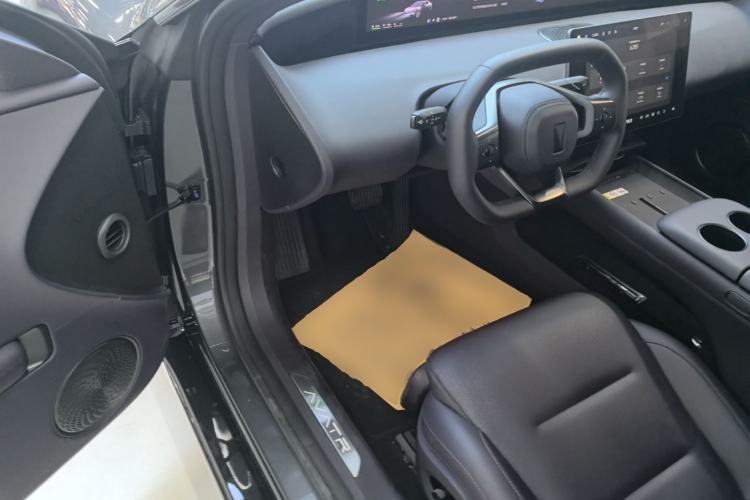 Used Avatr 06 2025 Max Extended-Range Edition Driver Seat
