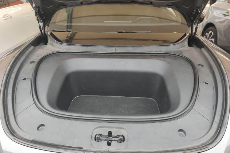 Used Avatr 06 2025 Ultra Pure Electric Edition Engine Bay