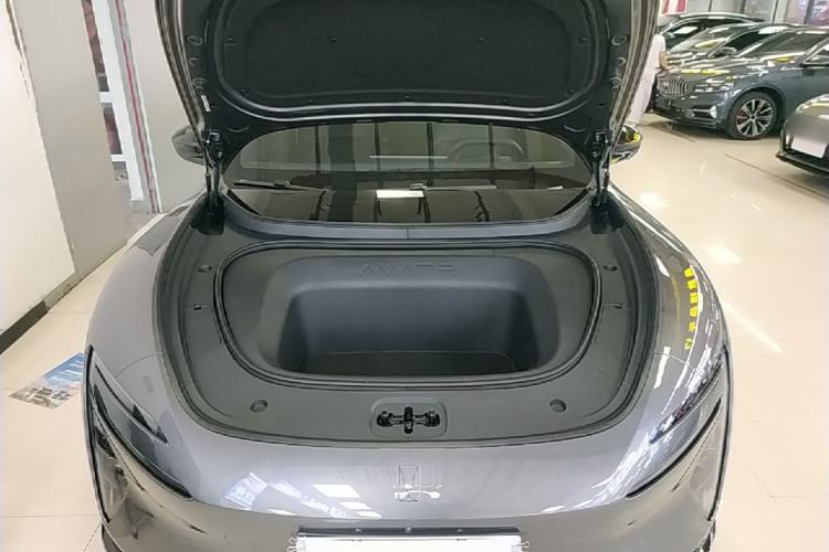 Used Avatr 06 2025 Ultra Pure Electric Edition Engine Bay