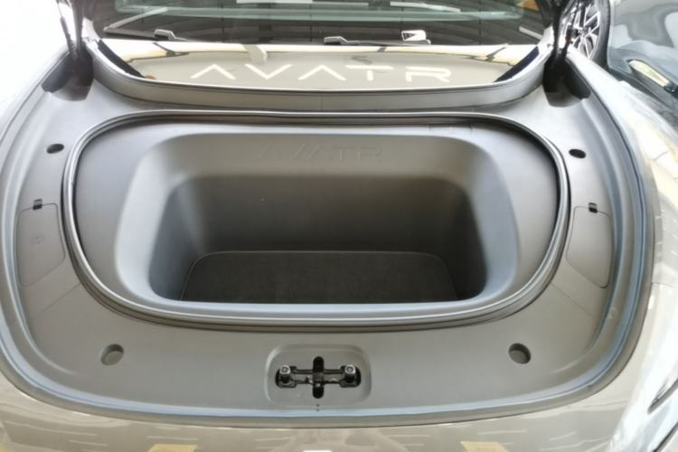 Used Avatr 06 2025 Ultra Pure Electric Edition Engine Bay
